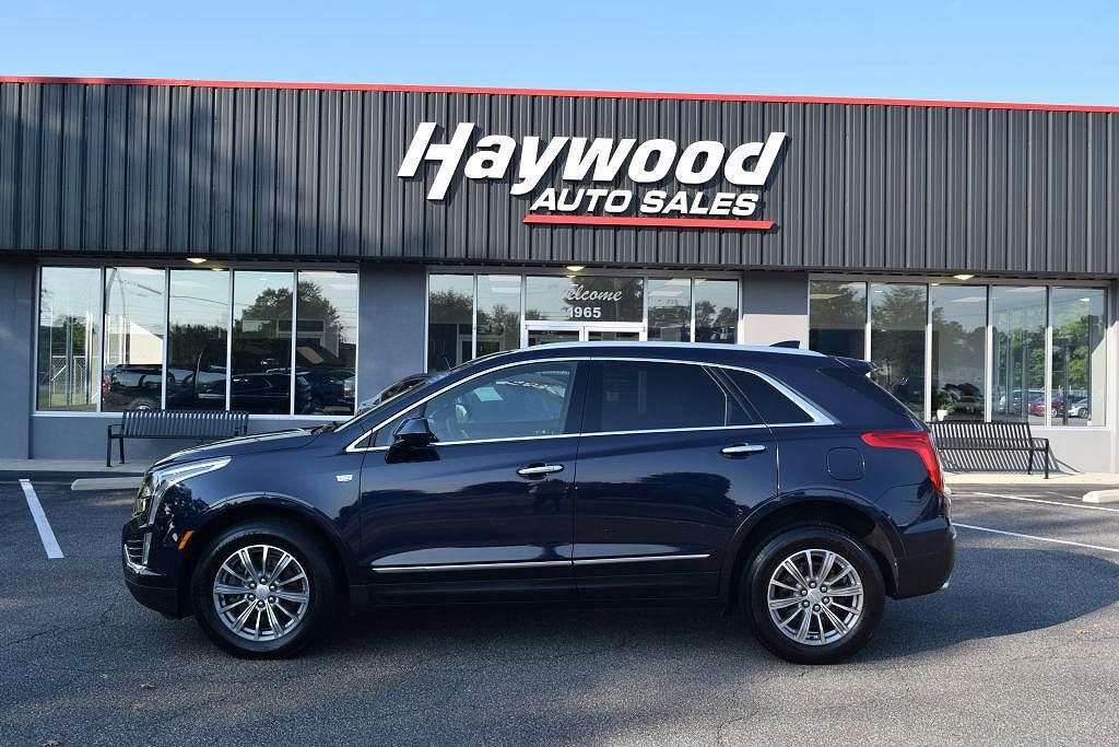 2017 CADILLAC XT5