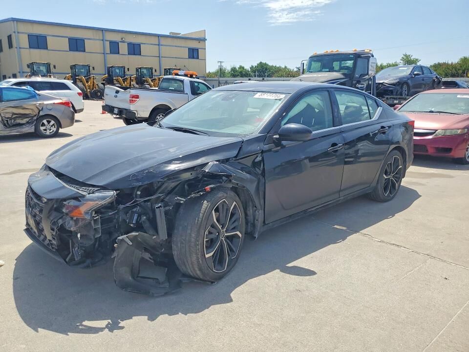 2025 NISSAN Altima