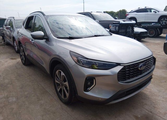 2023 FORD Escape