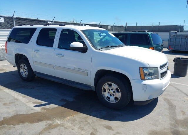 2012 CHEVROLET Suburban