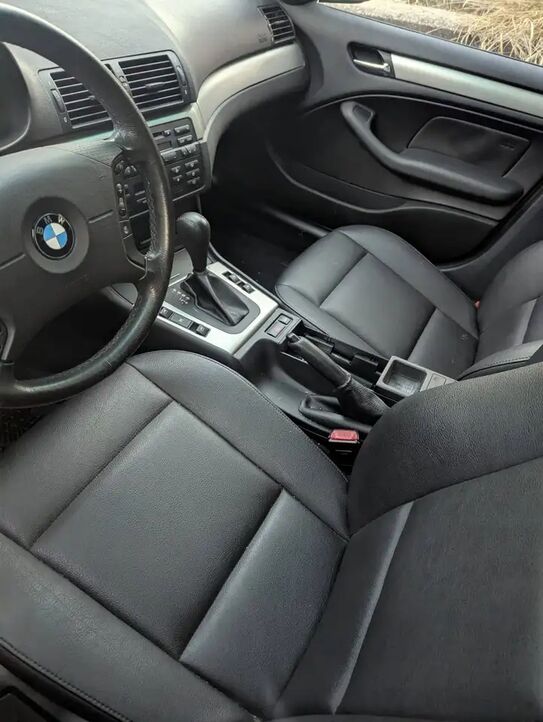 2005 BMW 325xi