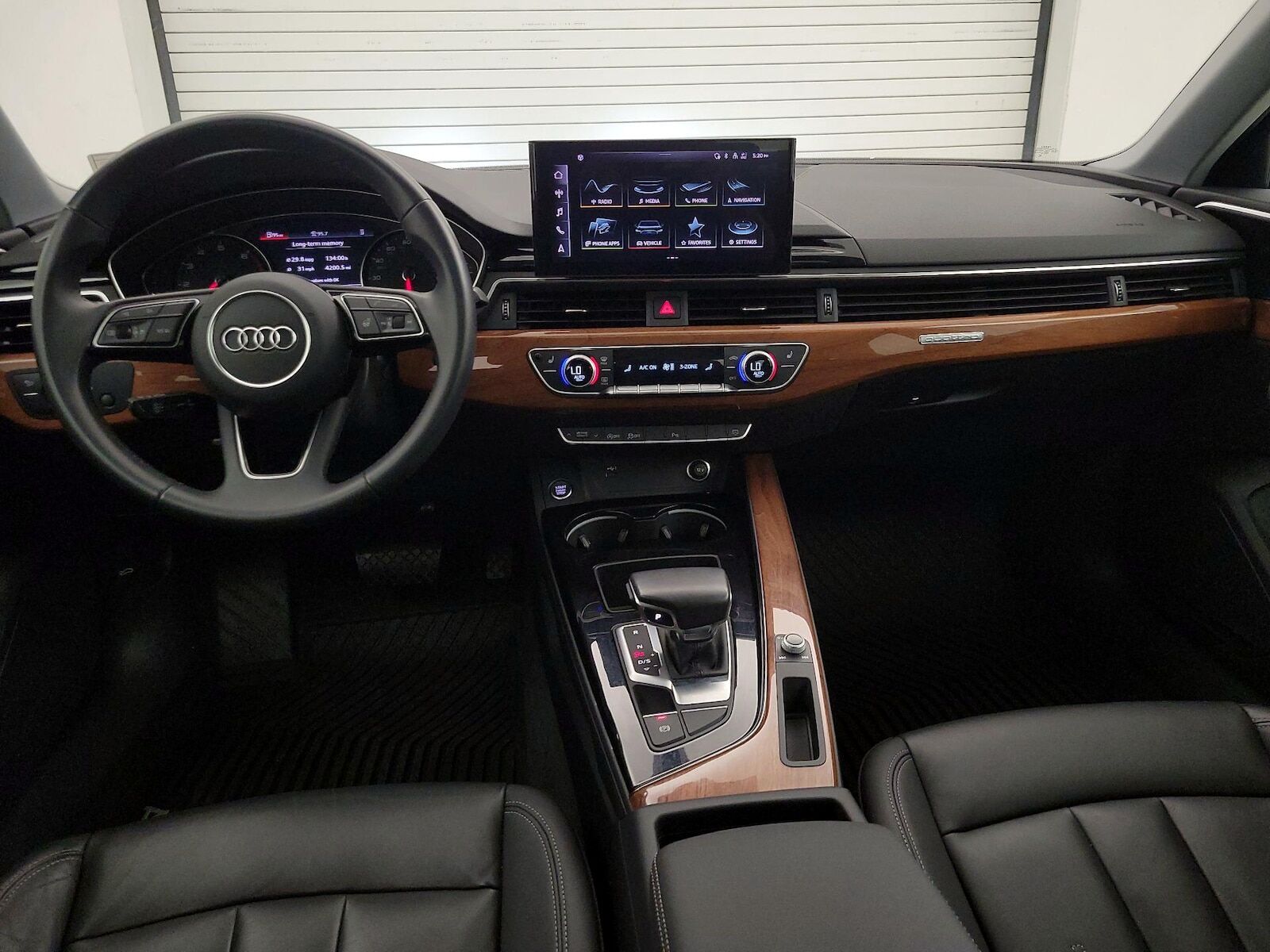 2023 AUDI A4