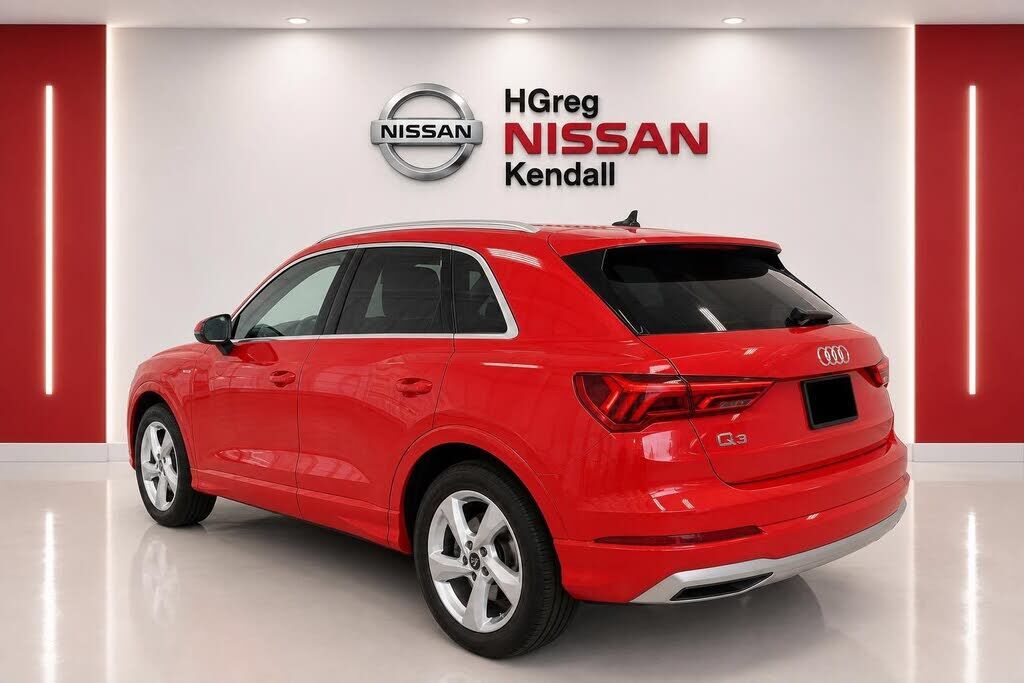 2022 Audi Q3