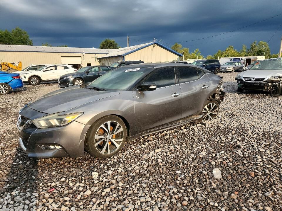 2016 NISSAN Maxima