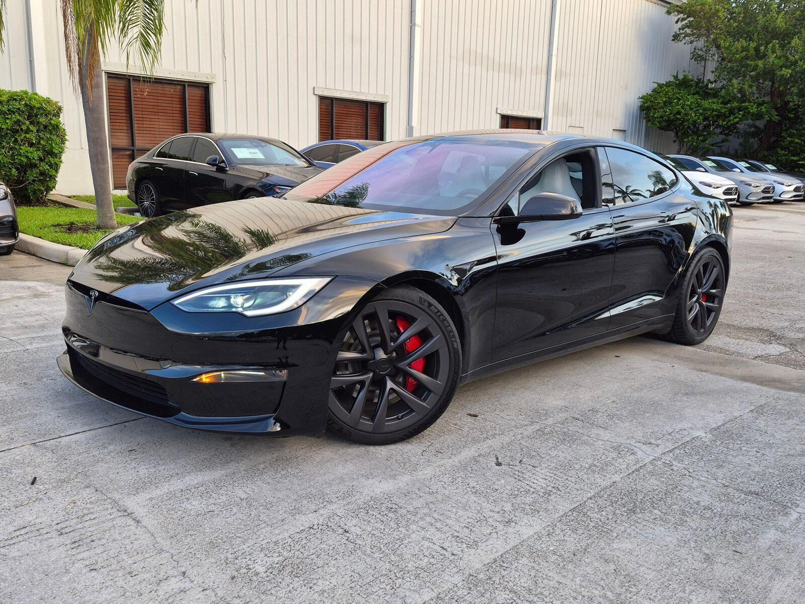 2024 TESLA Model S