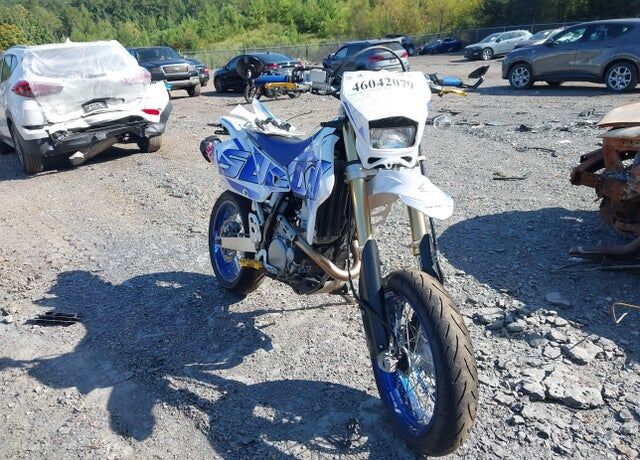 2024 SUZUKI DR-Z400SM