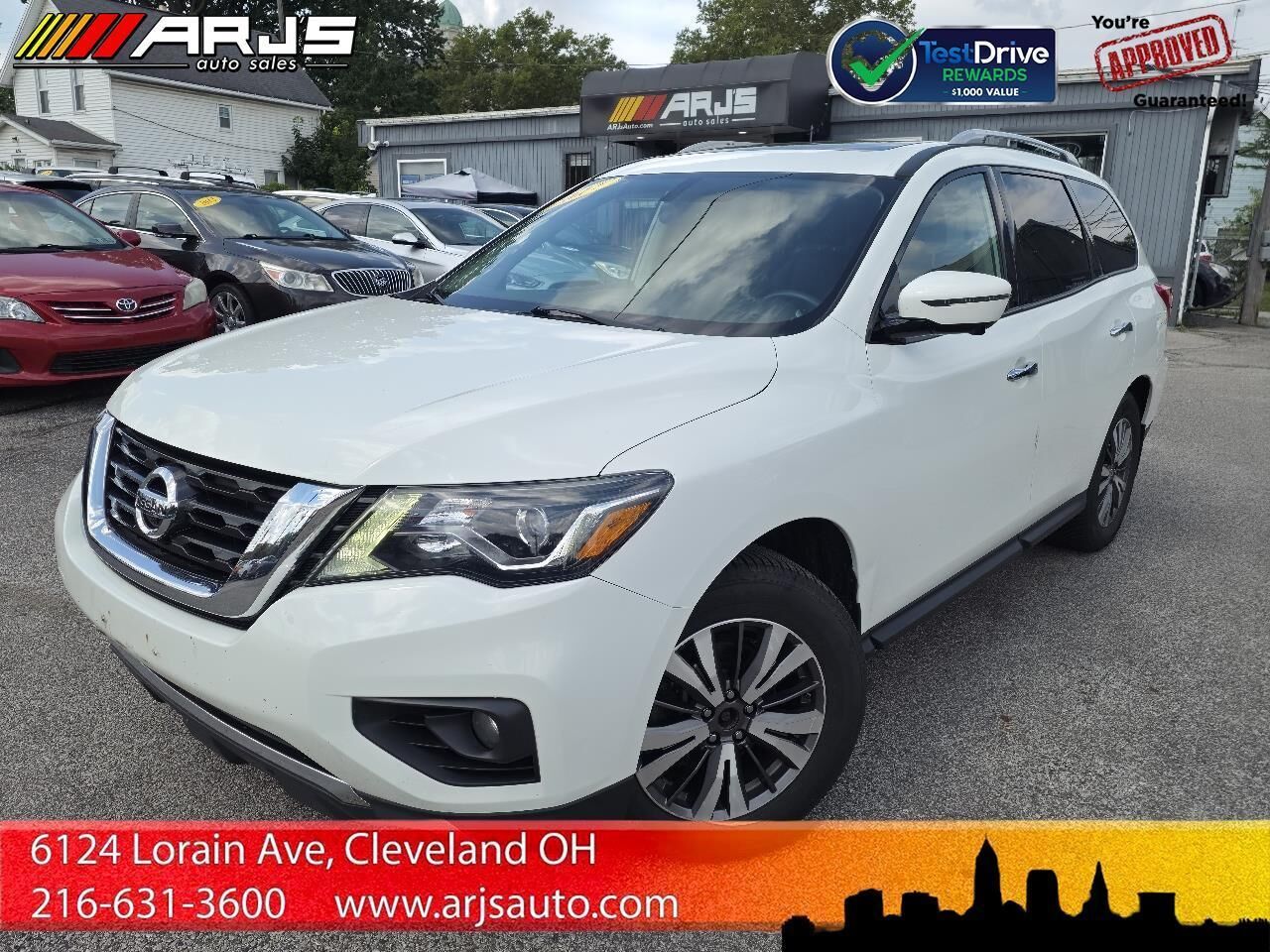 2017 NISSAN Pathfinder