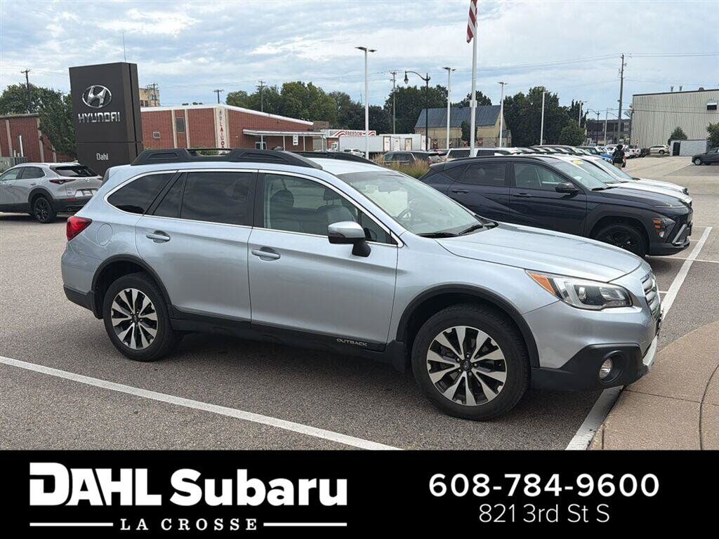 2016 SUBARU Outback