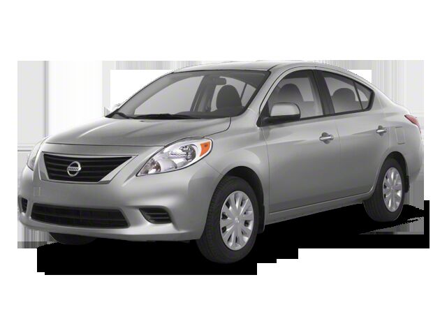 2012 NISSAN Versa
