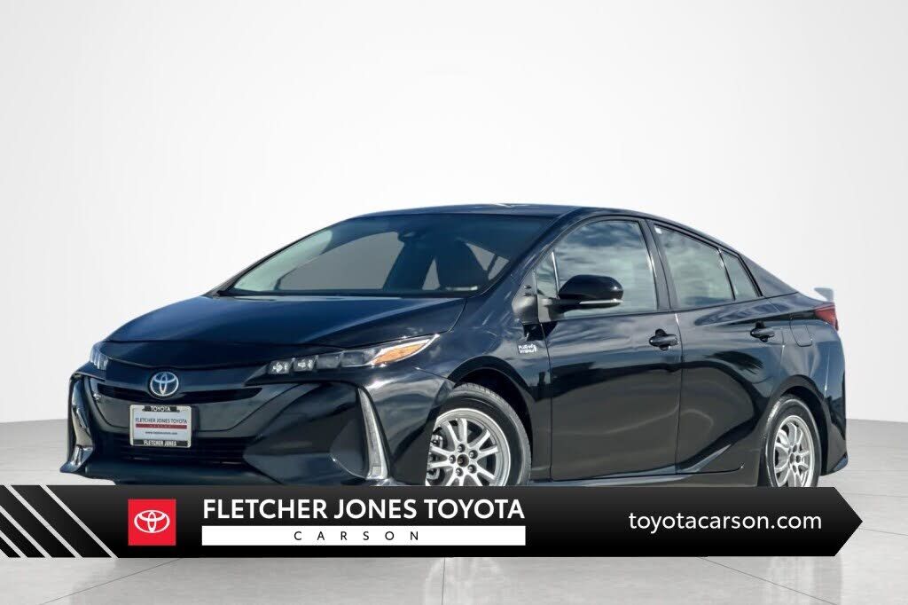 2022 TOYOTA Prius