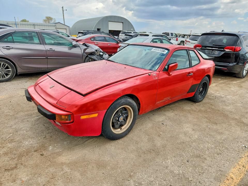 1983 PORSCHE 944