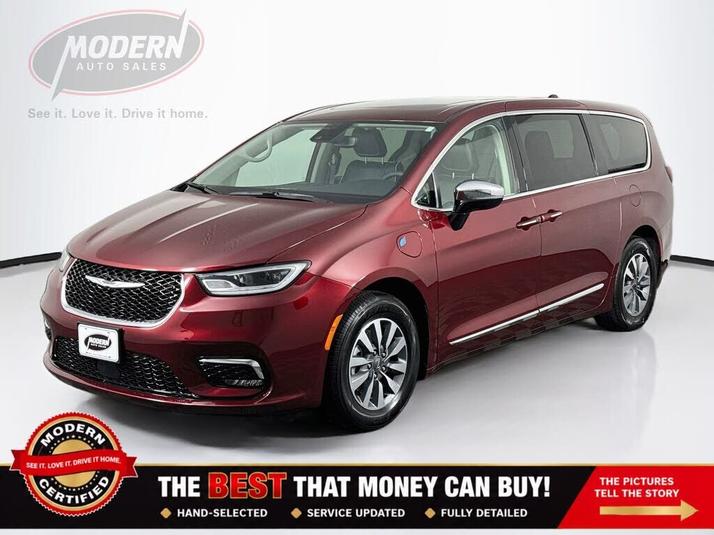 2023 CHRYSLER Pacifica