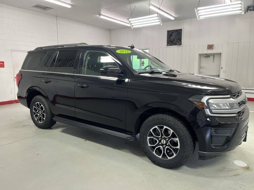 2022 FORD Expedition
