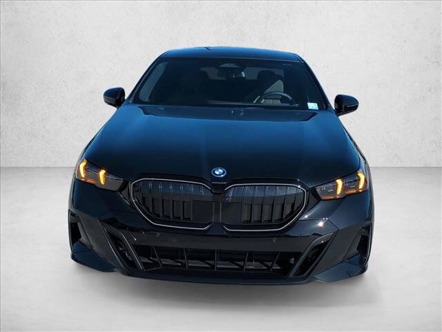 2026 BMW 550e