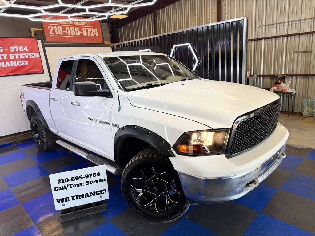 2011 DODGE Ram