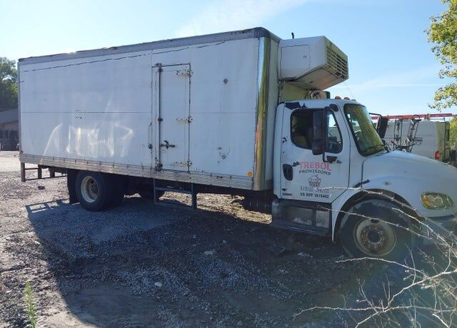 2009 FREIGHTLINER M2