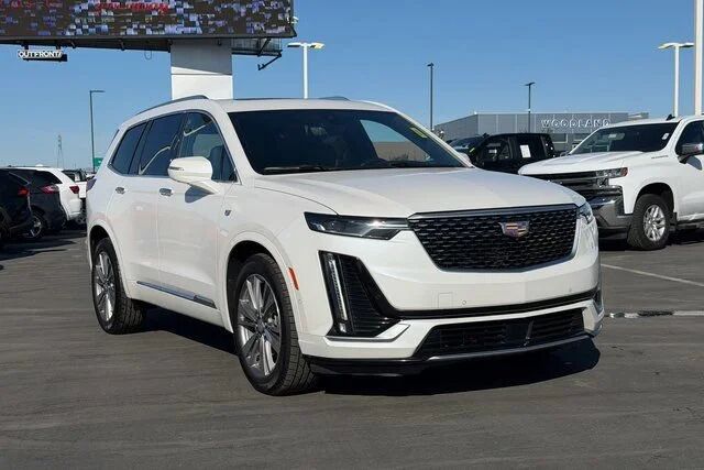 2022 CADILLAC XT6