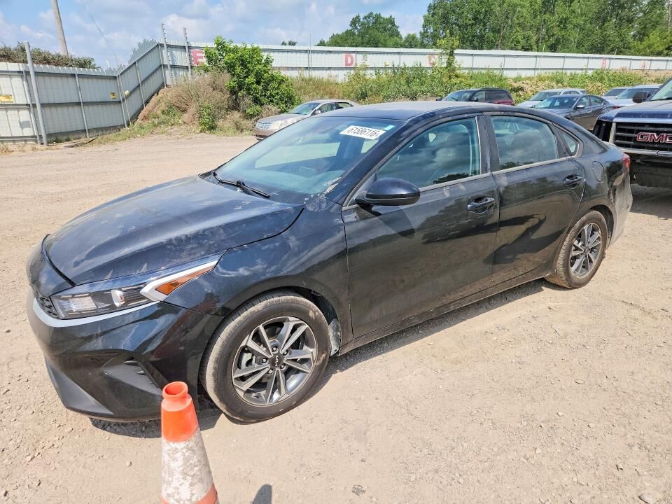 2023 KIA Forte