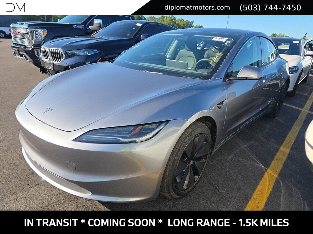 2025 TESLA Model 3