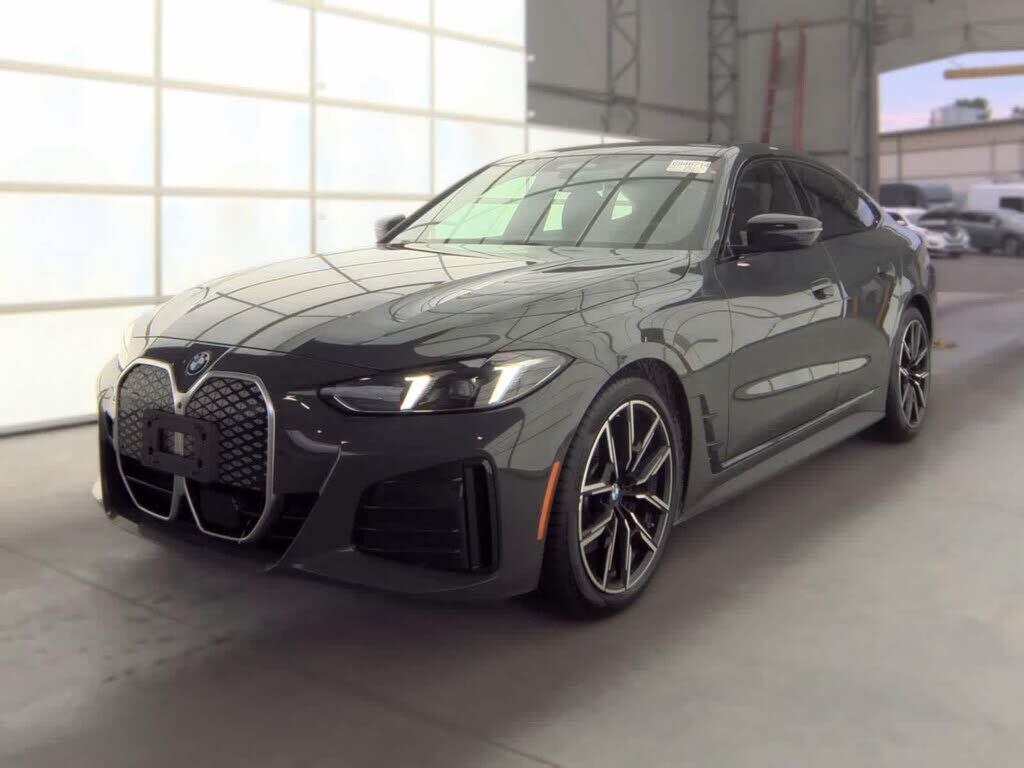 2025 BMW i4