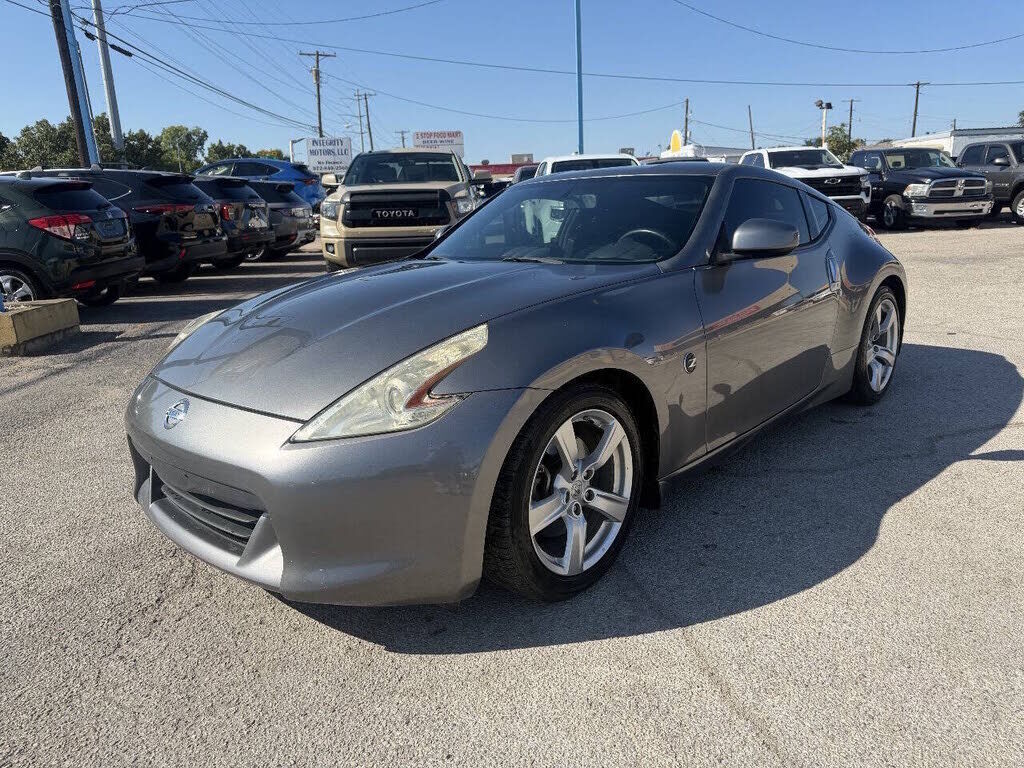 2012 NISSAN 370Z