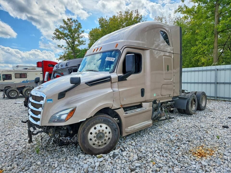 2020 FREIGHTLINER New Cascadia 126" Sleepercab