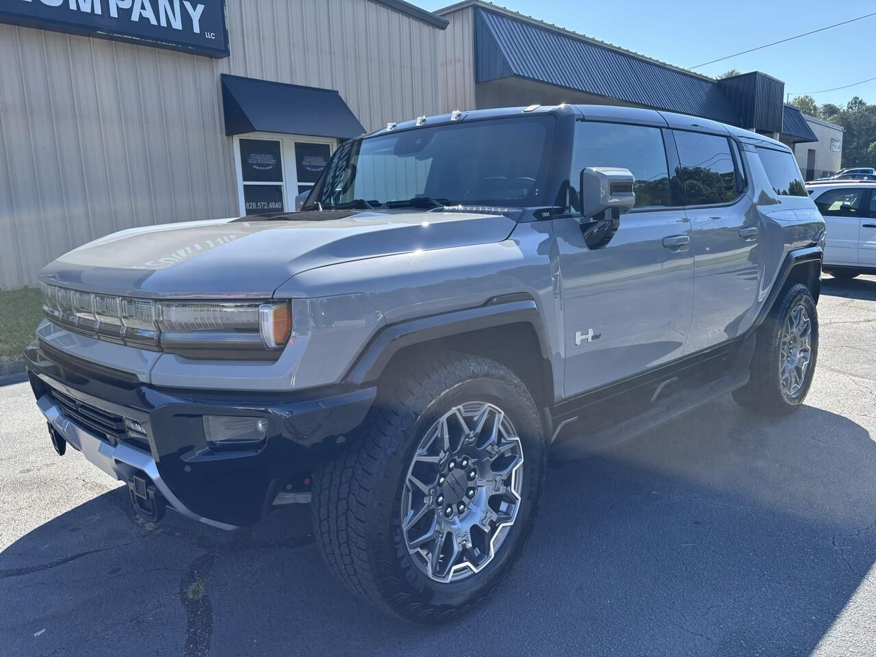 2025 GMC Hummer EV SUV