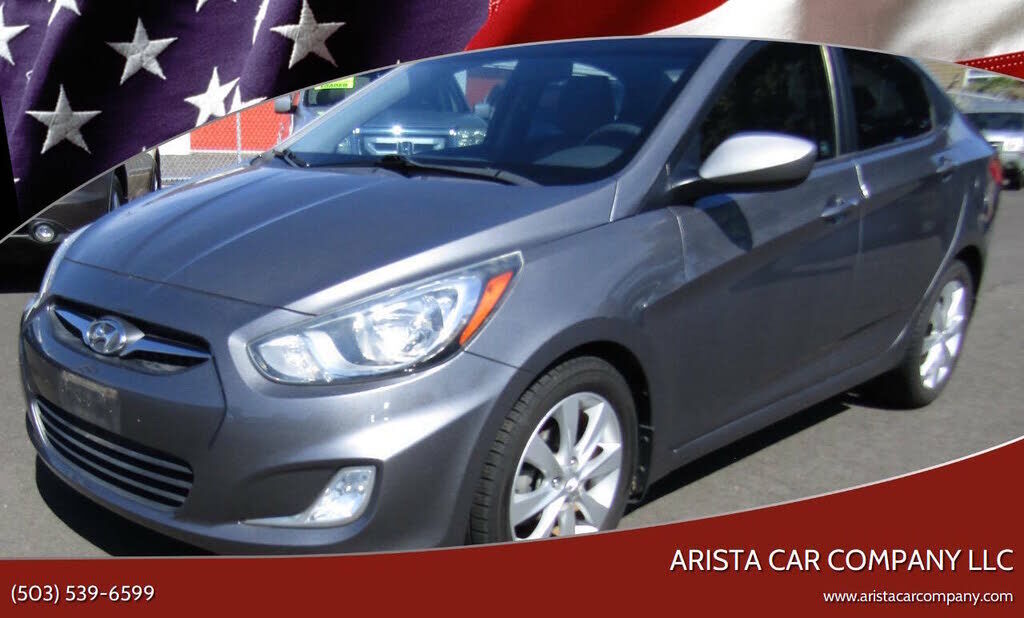 2013 HYUNDAI Accent