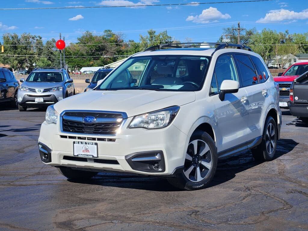 2017 SUBARU Forester