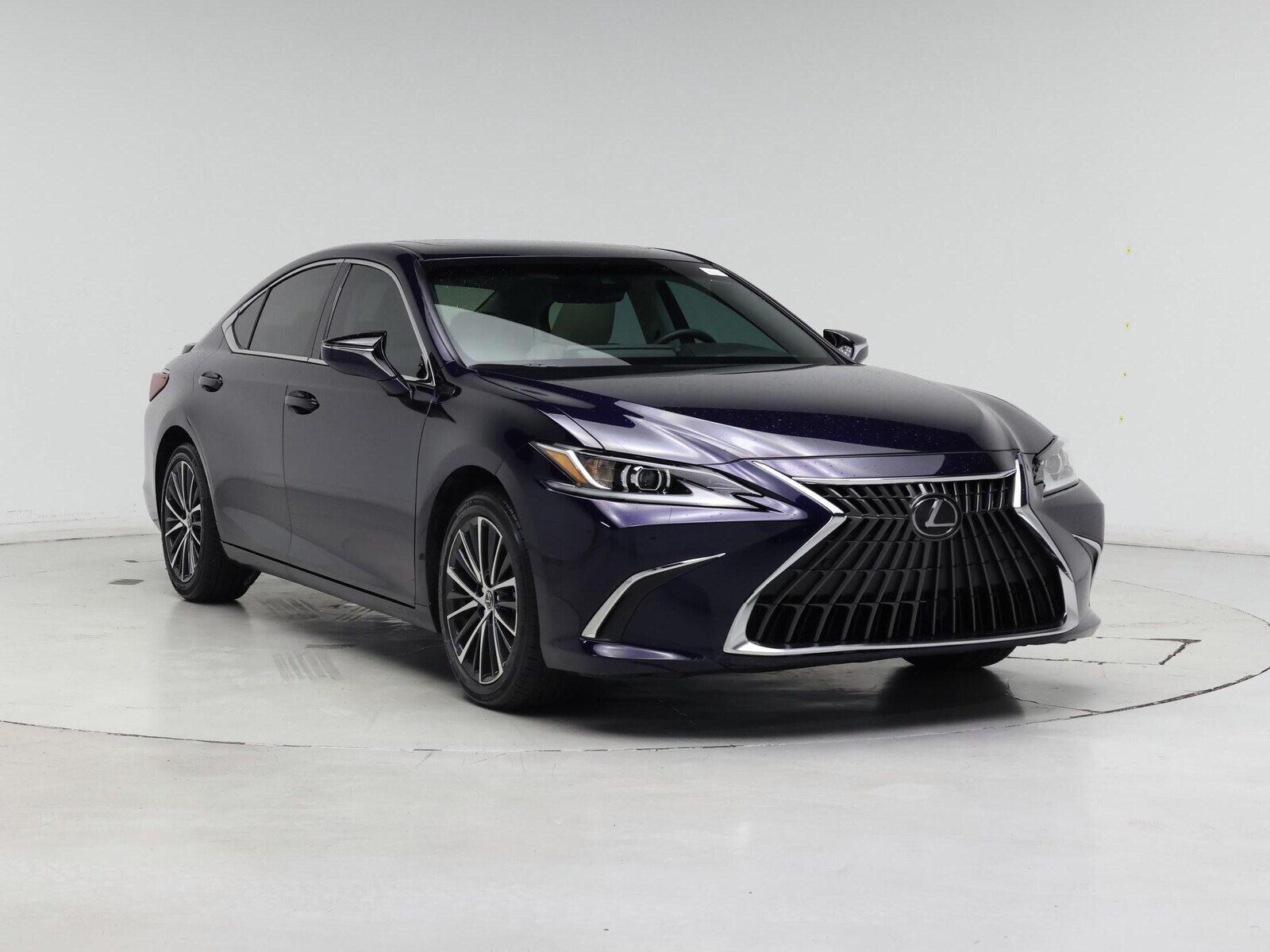 2025 Lexus ES