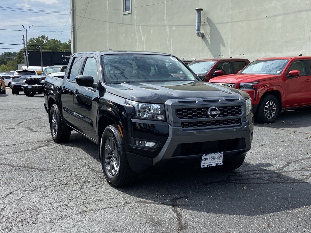 2025 NISSAN Frontier