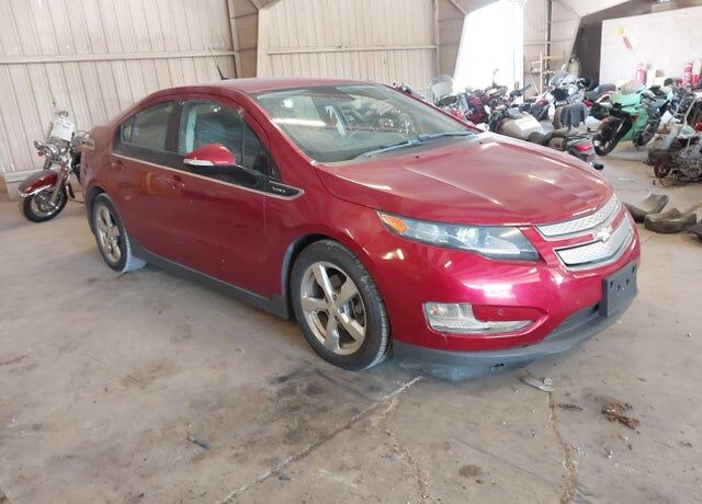 2013 CHEVROLET Volt