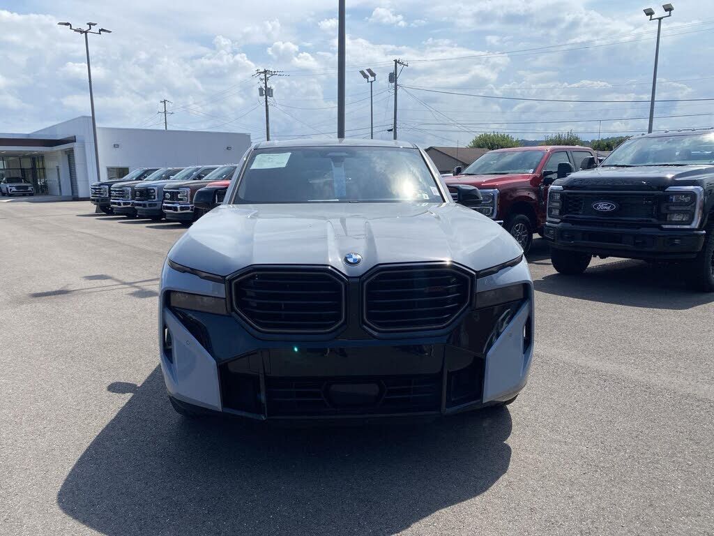 2024 BMW XM