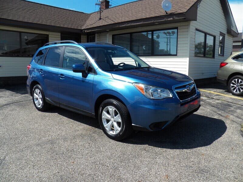 2015 SUBARU Forester