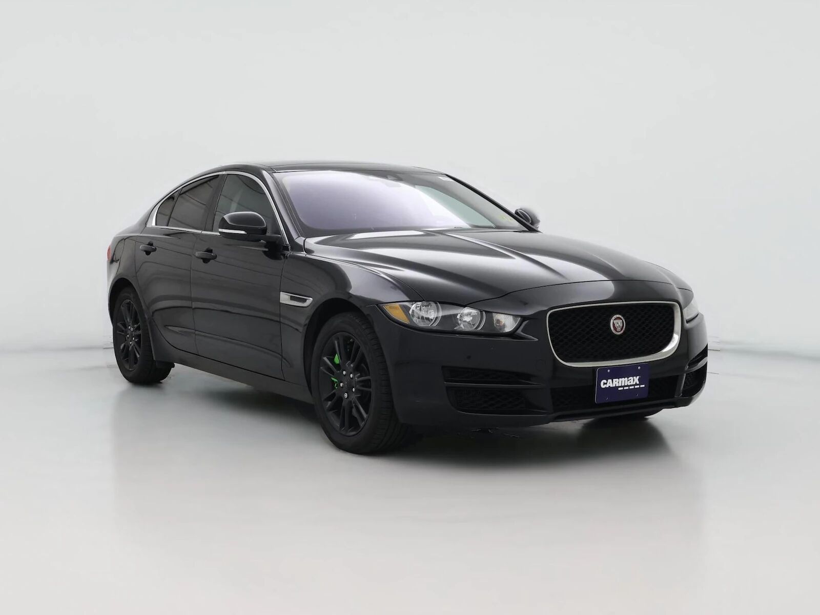 2019 JAGUAR XE