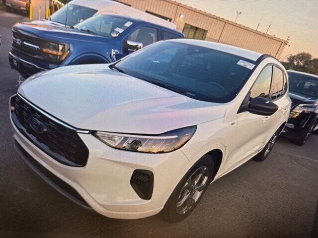 2024 FORD Escape