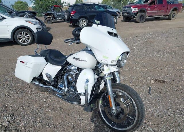 2017 HARLEY DAVIDSON FLHXS / Street Glide Special