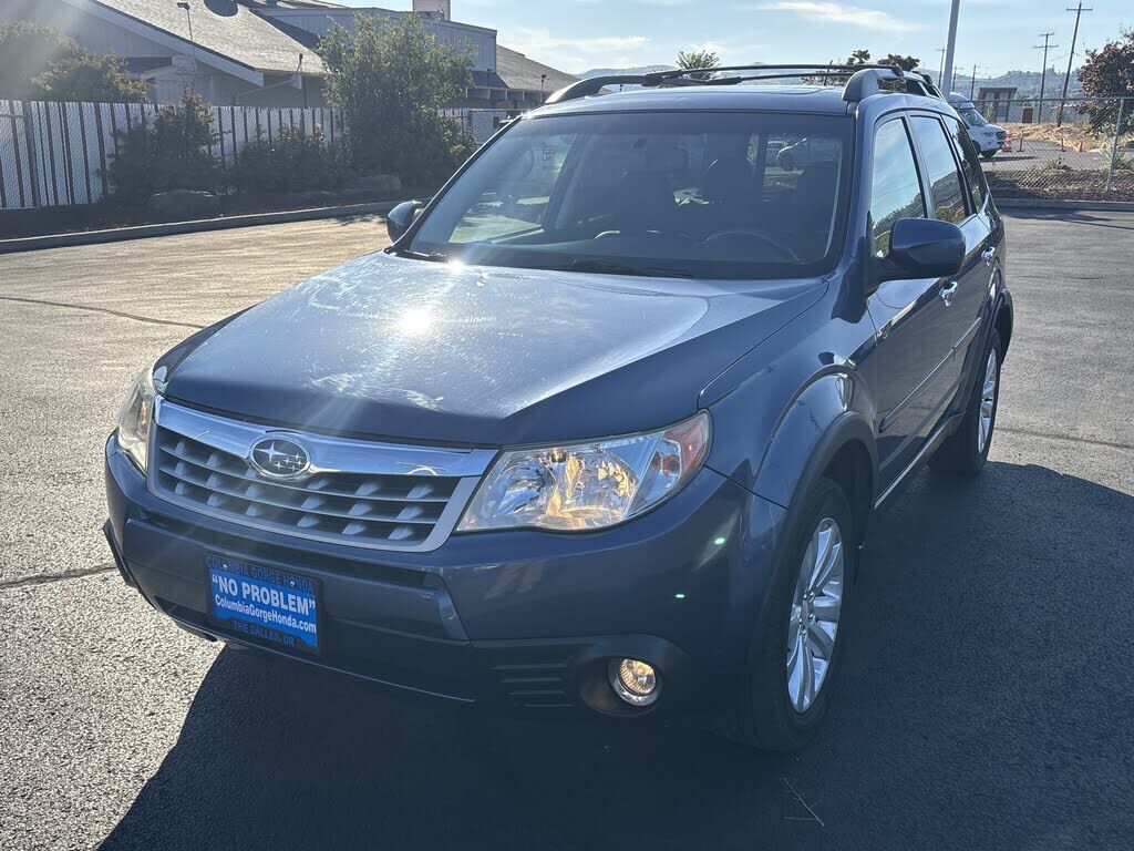 2011 SUBARU Forester