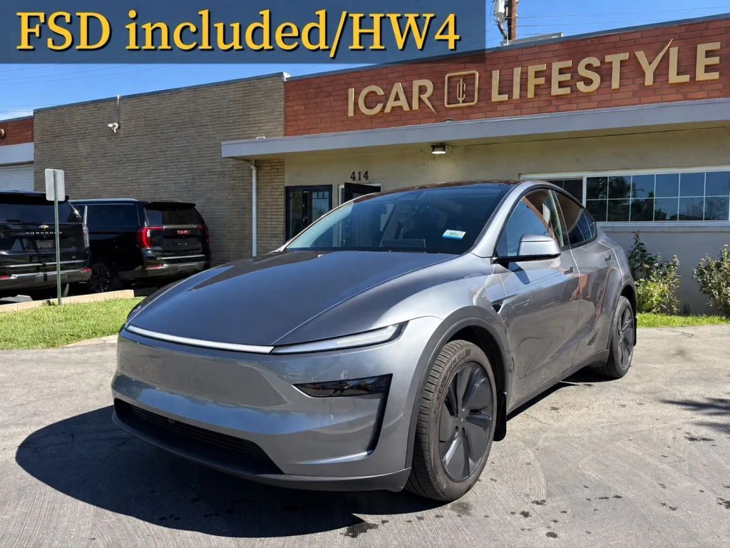 2026 TESLA Model Y