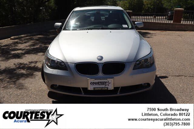 2004 BMW 525i