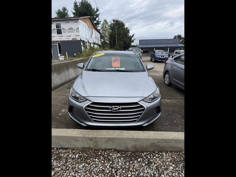 2017 HYUNDAI Elantra