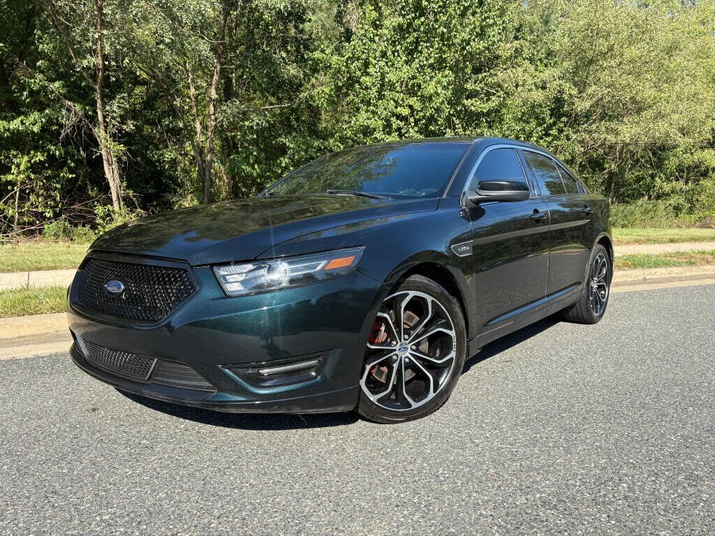 2015 FORD Taurus