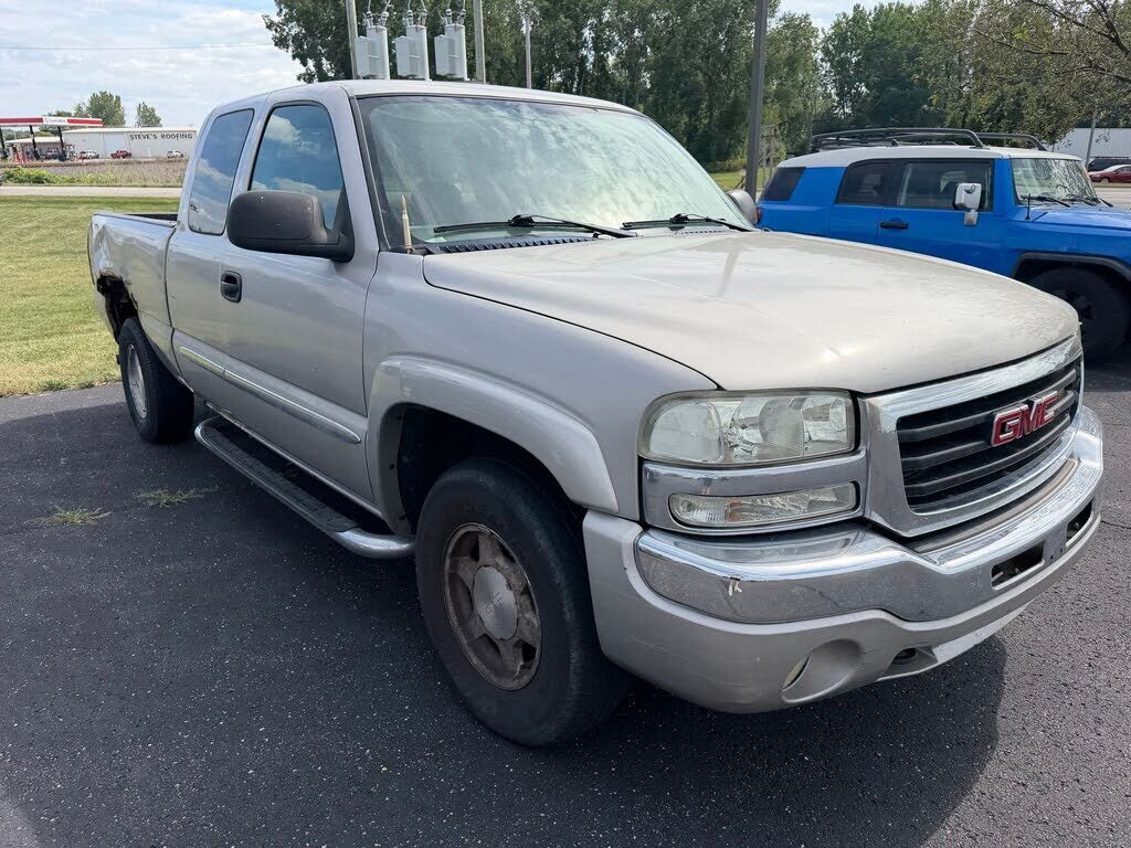 2004 GMC Sierra