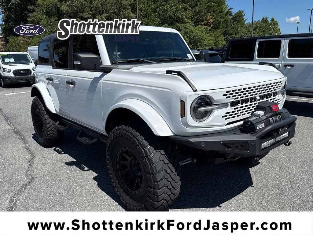 2023 FORD Bronco