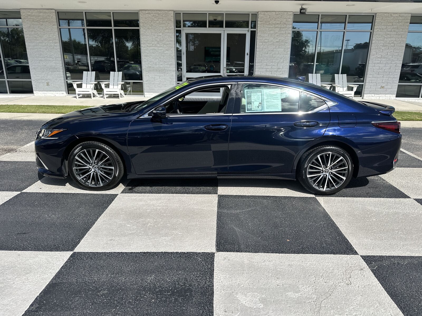 2022 LEXUS ES