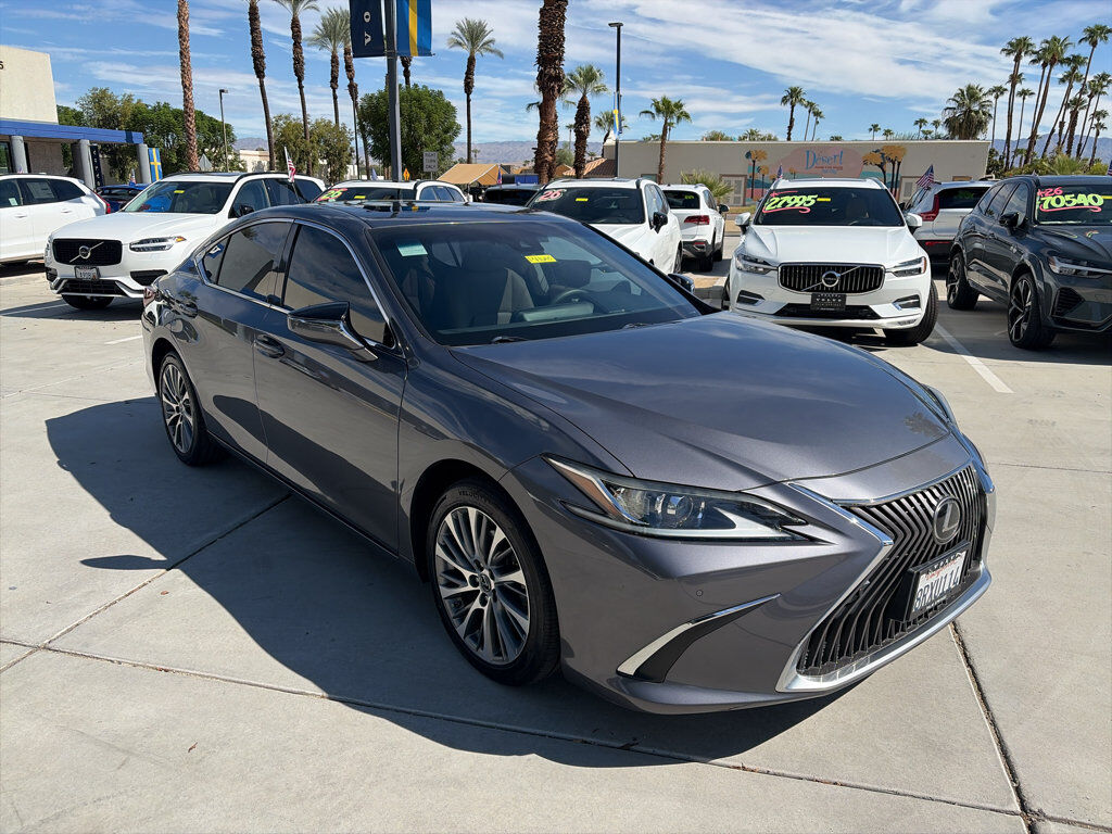 2020 LEXUS ES