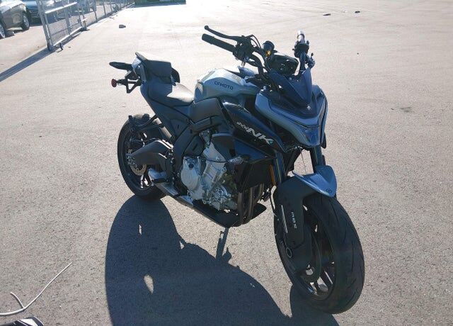 2026 CFMOTO 675NK