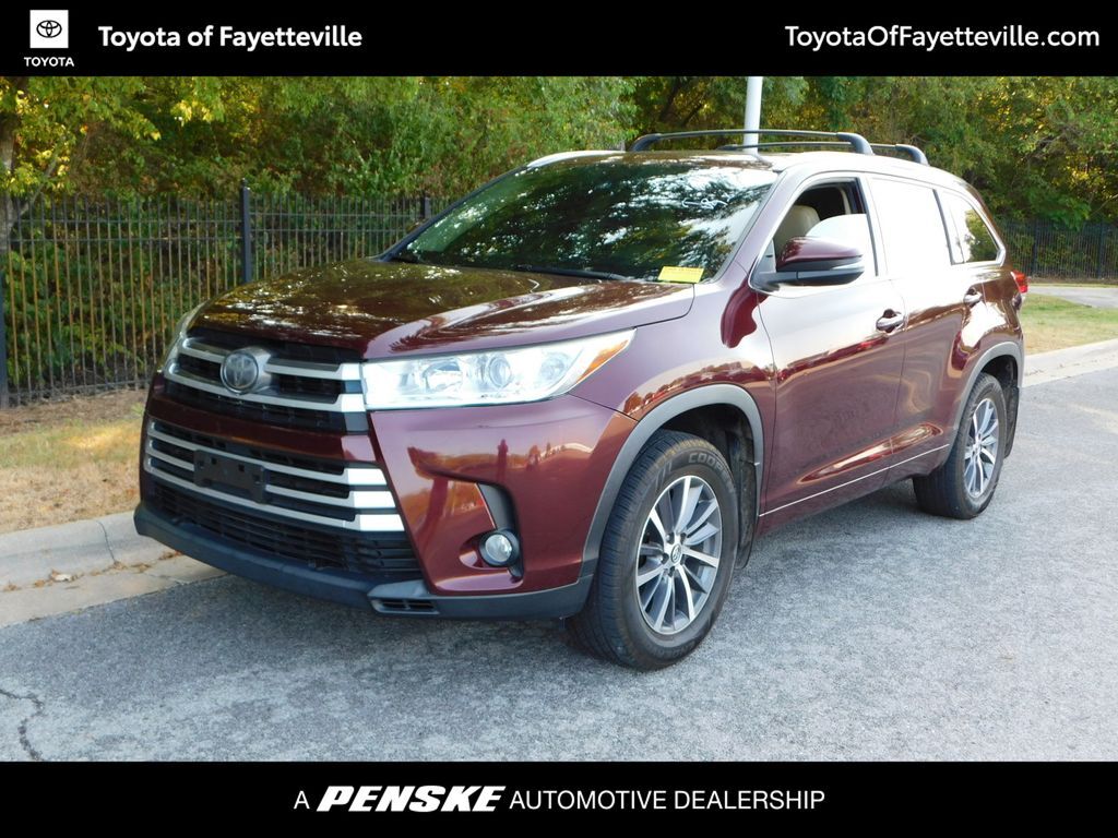2018 TOYOTA Highlander
