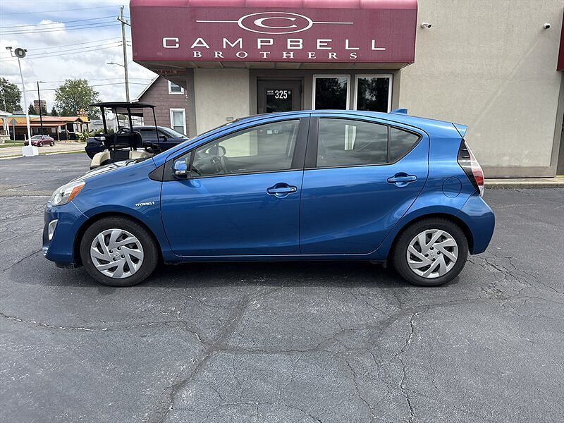 2015 TOYOTA Prius