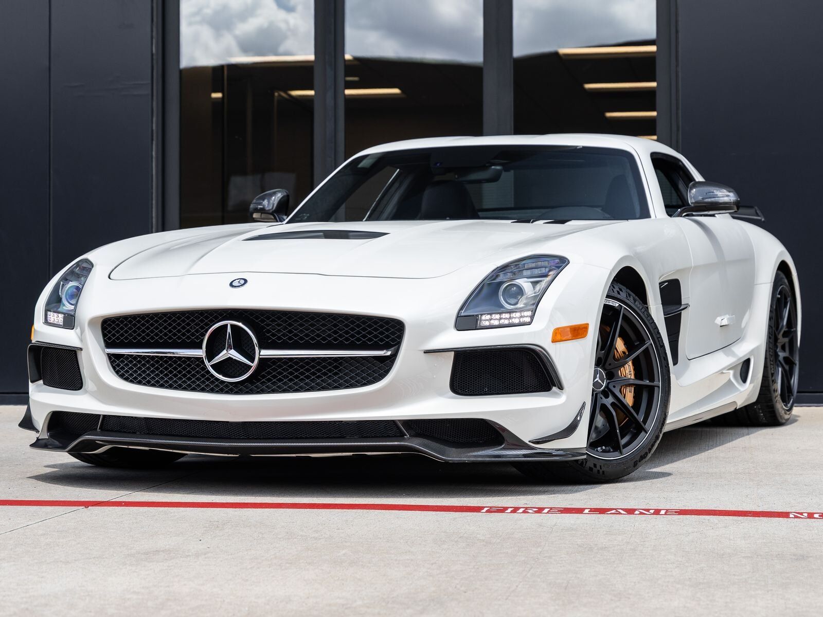 2014 MERCEDES-BENZ SLS-Class